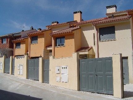 Chalets adosados en Bustarviejo (Madrid)